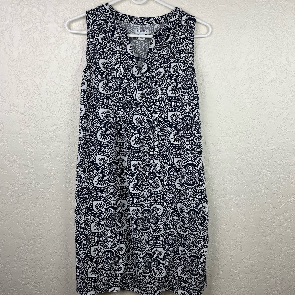 Old navy button down sleeveless dress